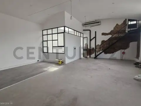 Alquiler PH 2 Ambientes con terraza, uso comercial.