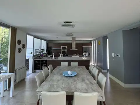 Casa en Venta en Funes Hills Miraflores, USD 599.000
