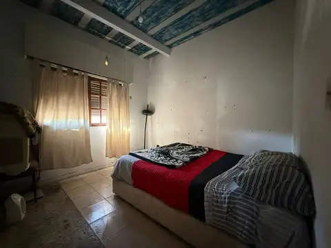 Luis Maria Drago 700