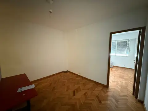 San Martin 900, Piso 3