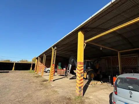 Galpon en Venta 120  mts Fondo