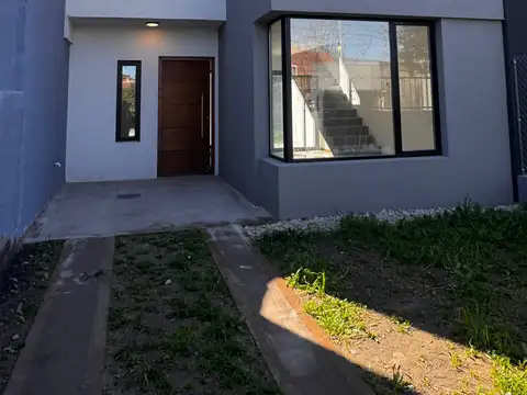 VENTA DUPLEX A ESTRENAR 3 AMBIENTES. RETASADO 