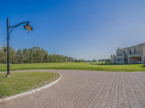 Terreno en Venta de 937,0 m2