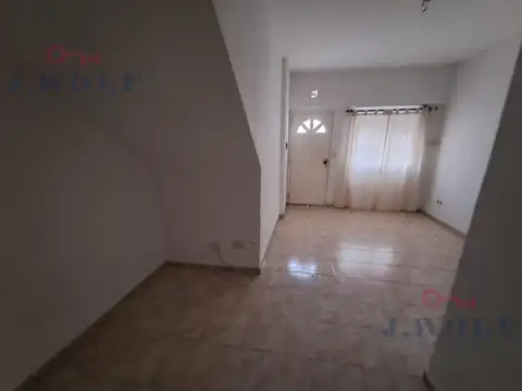 Depto Tipo Casa en Venta en Villa Lynch, USD 65.000