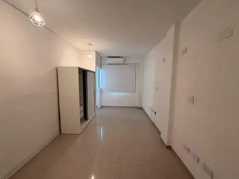 Avenida Juan B. Justo e/ Vera y Villarroel