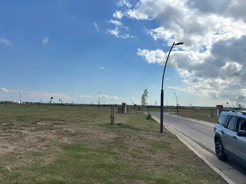 Terreno en  venta Barrio Nativas listo para construir