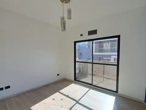 Departamento en Alquiler en Villa Luro, $ 1.100.000