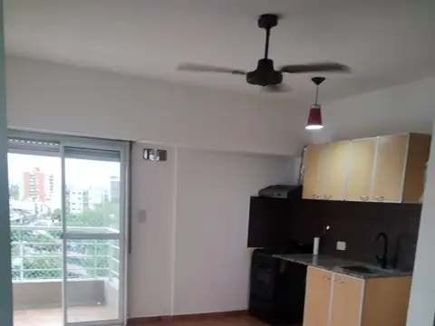 DEARTAMENTO EN ALQUILER DOS AMBIENTE CON BALCON Y COCHERA -MARTIN CORONADO-