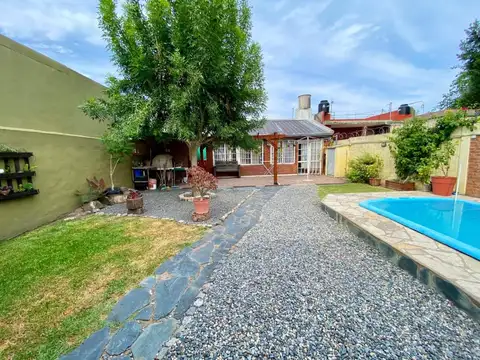 Casa en Venta en Berazategui, USD 160.000