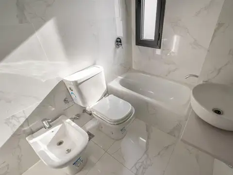 Depto Tipo Casa 3 ambientes con 2 baños