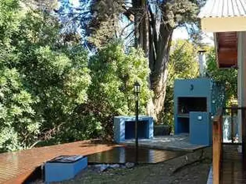 Casa 4 ambientes con 3 baños