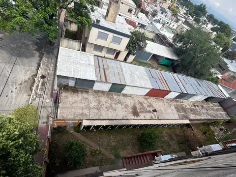 SE VENDE COCHERA EN COMPLEJO FRUCTUOSO RIVERA 3152