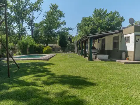 VENTA - CASA - 5 AMBIENTES - PROFESIONAL COUNTRY FUNES