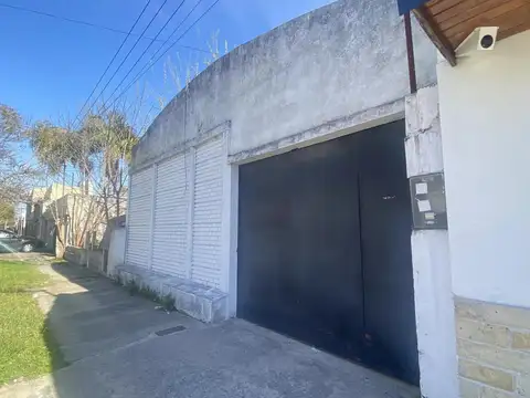 Galpon en Venta en Tolosa, USD 140.000