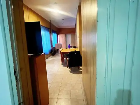 Casa 5 ambientes con 1 baño