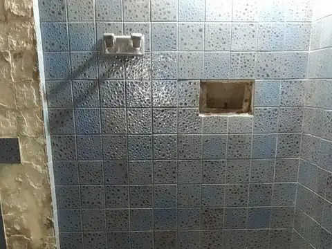 Casa - Venta - Argentina, Morón - NEUQUEN 1126