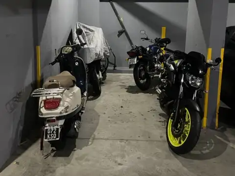 Cochera en Venta Fija