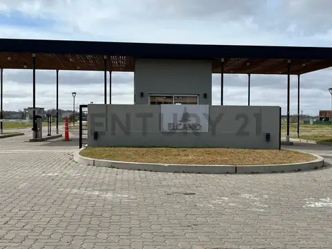 63 e/ Autopista Buenos Aires La Plata y Costanera del Rio de La Plata 7800, Piso 0