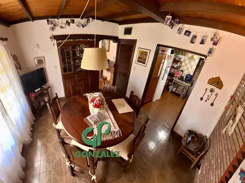 Casa en Venta con 3 cocheras