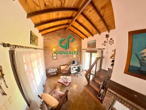 Casa 4 ambientes con 3 baños