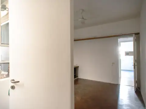 Oficina en Alquiler al Este