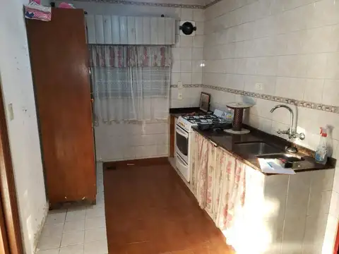 Ana Elena de Guerrieri 700