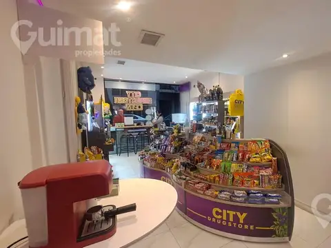 Local en Venta en Recoleta, USD 340.000