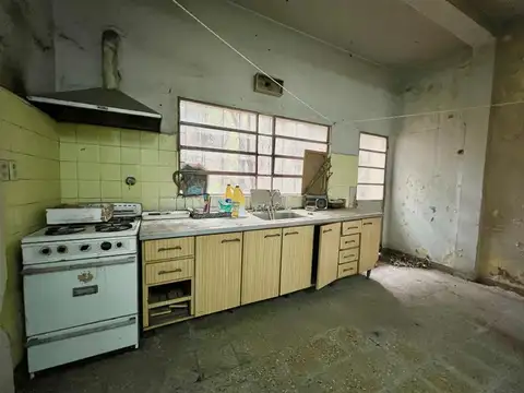 Local en Venta Via Pública