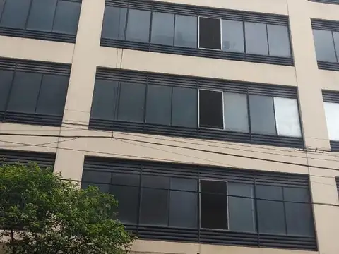 Presidente José Evaristo Uriburu e/ Corrientes y Lavalle