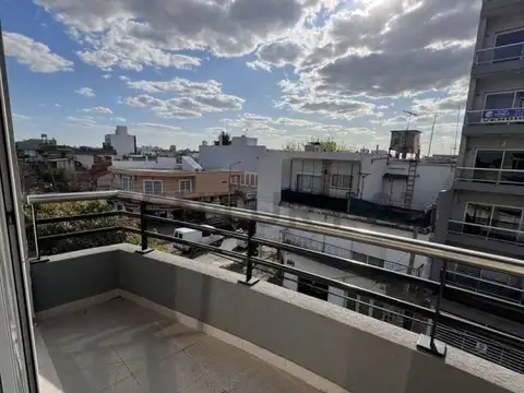 Alquiler MONOAMBIENTE SUPER DIVISIBLE!