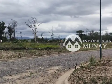 En venta terreno zona sur barrio Recodo esquina