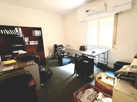 San Martin 2400, Piso 2