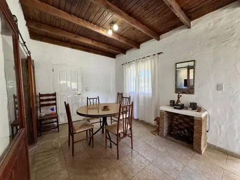 Casa 4 ambientes con 1 baño