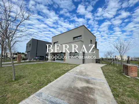Casa venta 4 ambientes en San Pablo Pilar lote de 537 m2