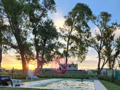 Casa  en Venta en Santa Emilia, Pilar del Este, Pilar