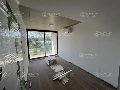 Venta apartamento 2 dormitorios. Playa mansa, Punta del Este