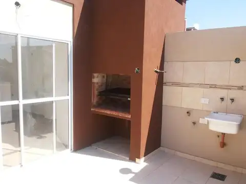 Depto Tipo Casa en Alquiler 8 años