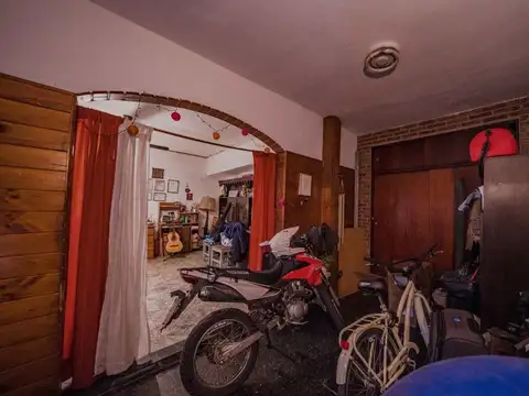 Depto Tipo Casa en Venta de 5 ambientes