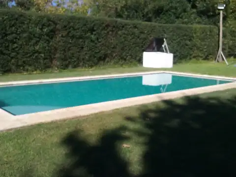 Dr L De La Torre 2000