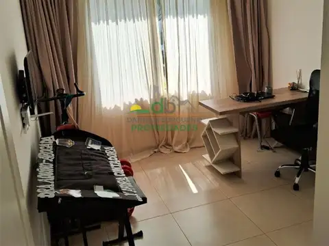 Pilar del Este - Santa Elena