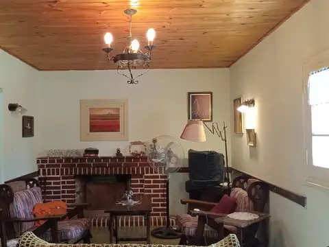 Casa 6 ambientes con 3 baños