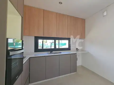 Casa en Venta al Oeste