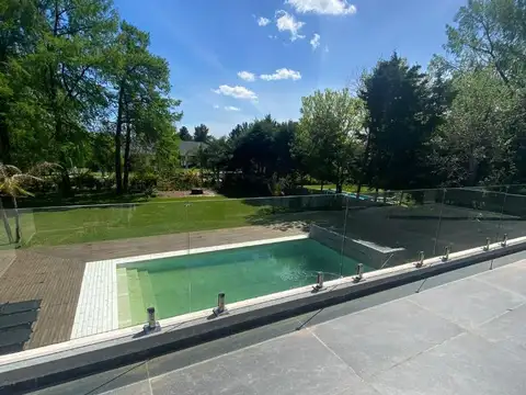 ALQUILER FEBRERO INCREIBLE CASA EN HARAS DEL SOL PILAR LCF