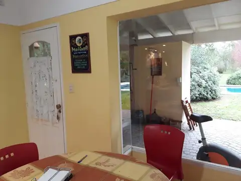 Casa en Venta en Lujan, USD 215.000