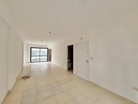 MONOAMBIENTE EN VENTA EN VILLA LURO ILUMINADO