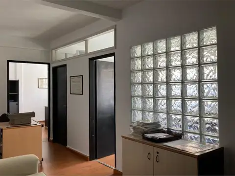 OPORTUNIDAD Vta Of.Tribunales 2 Despachos c/Balcón