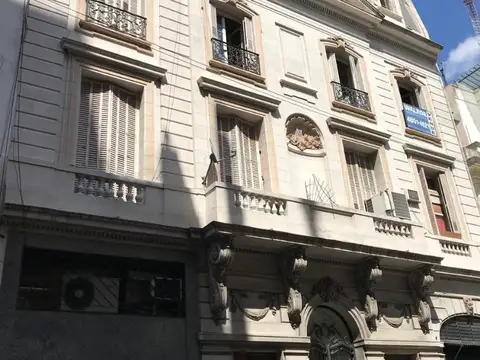 Tte Gral Juan D Peron 1200, Piso PB