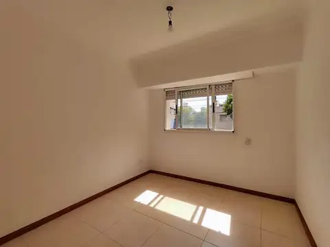 Departamento en Alquiler en Nuestra Señora De Lourdes, $ 450.000