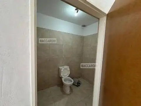 Larraya 3200, Piso pb