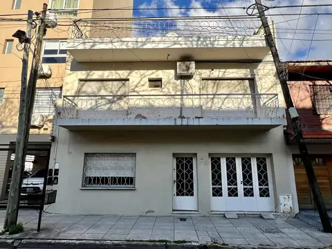 Excelente Ubicación  3 dorm - 2 baños - garage - jardín y terraza - Apto Crédito 